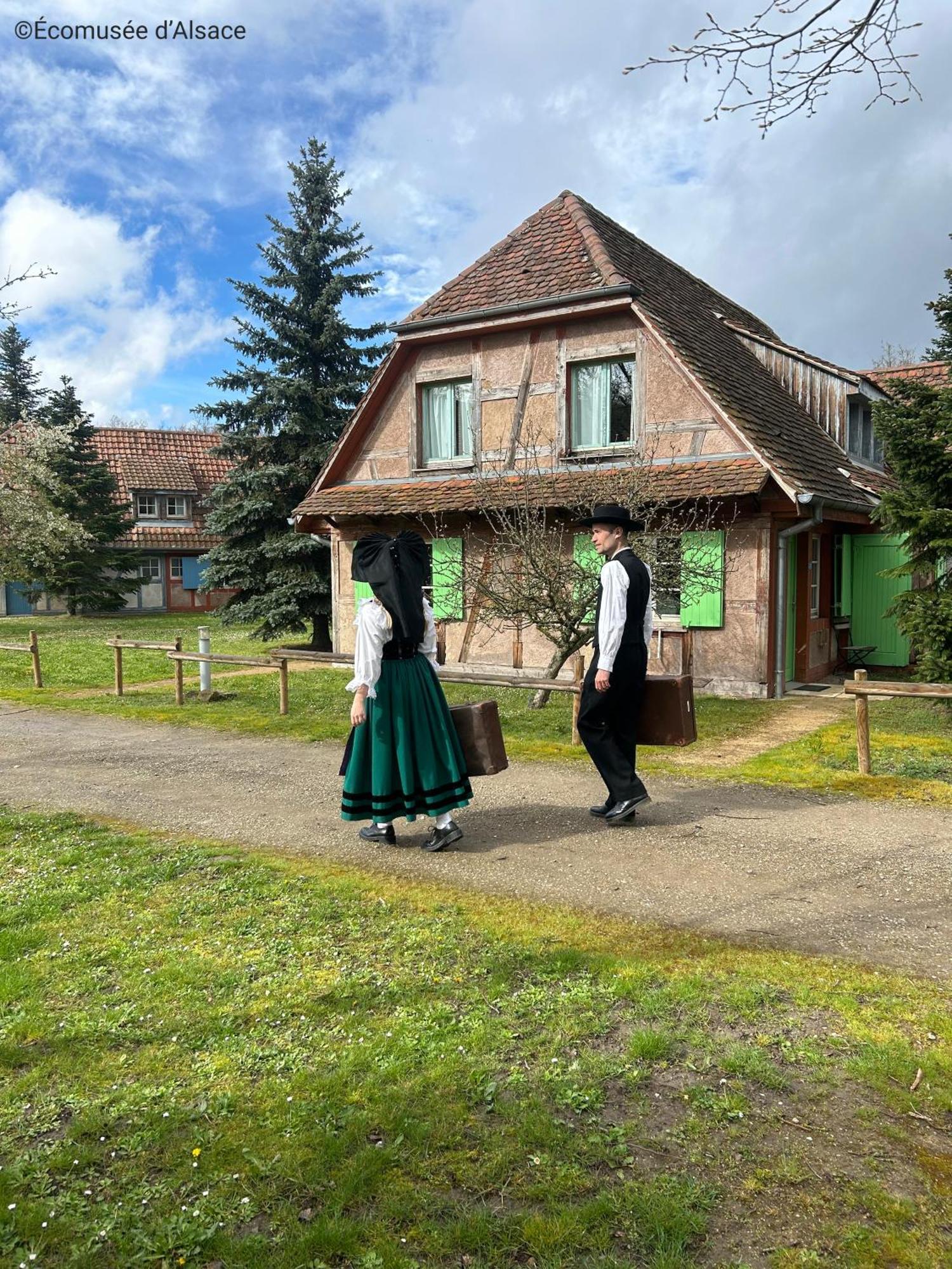 Les Loges De L'Ecomusee D'Alsace Ungersheim Exterior photo